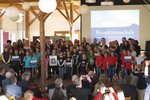 Preisverleihung mit Kindern der Biosphärenschulen auf der Bühne