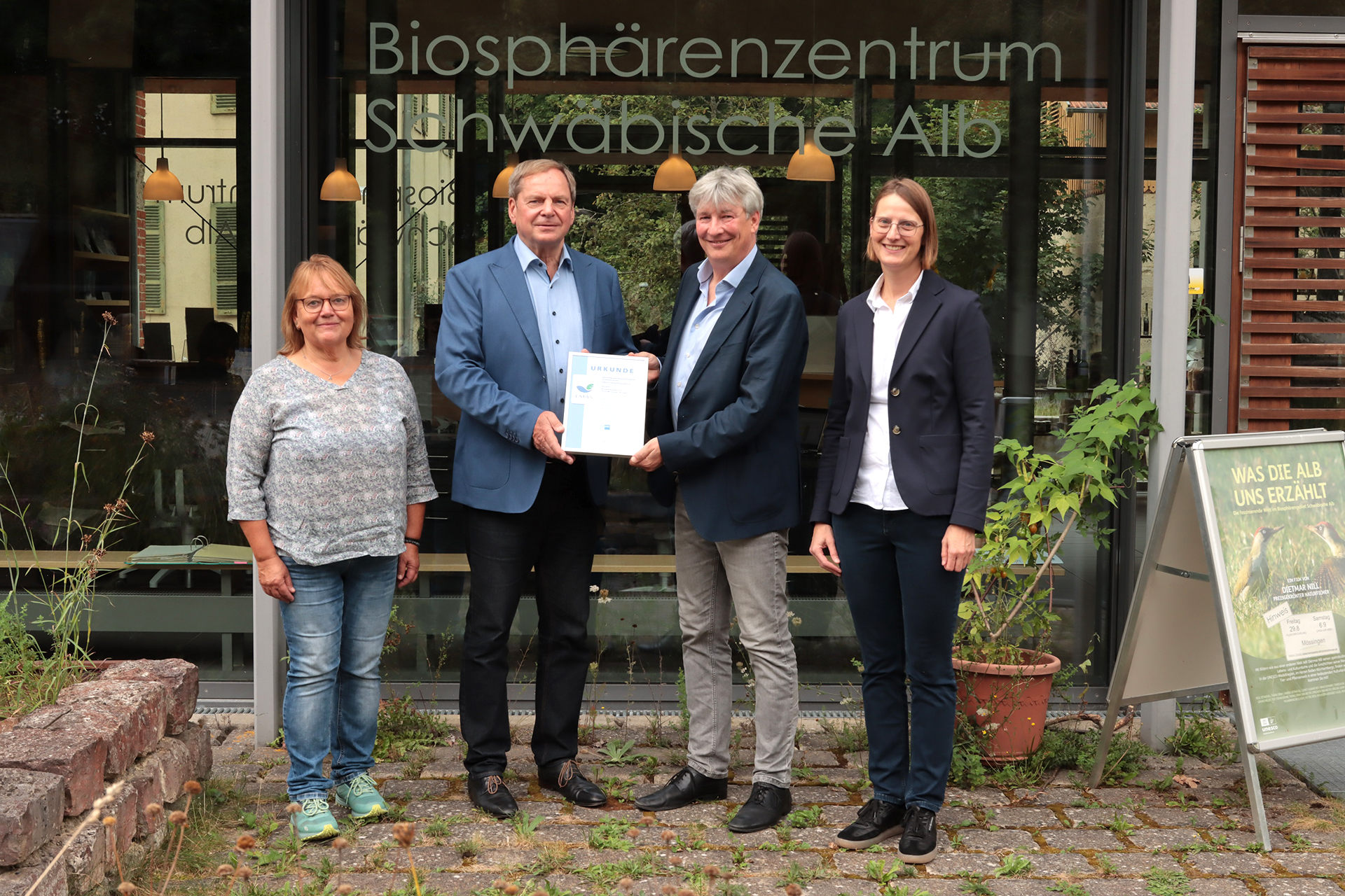 Urkundenübergabe für die EMAS - Zertifizierung